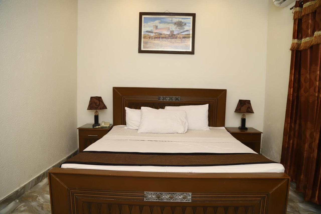 Hotel Green Fort Gulberg Lahore Exterior foto