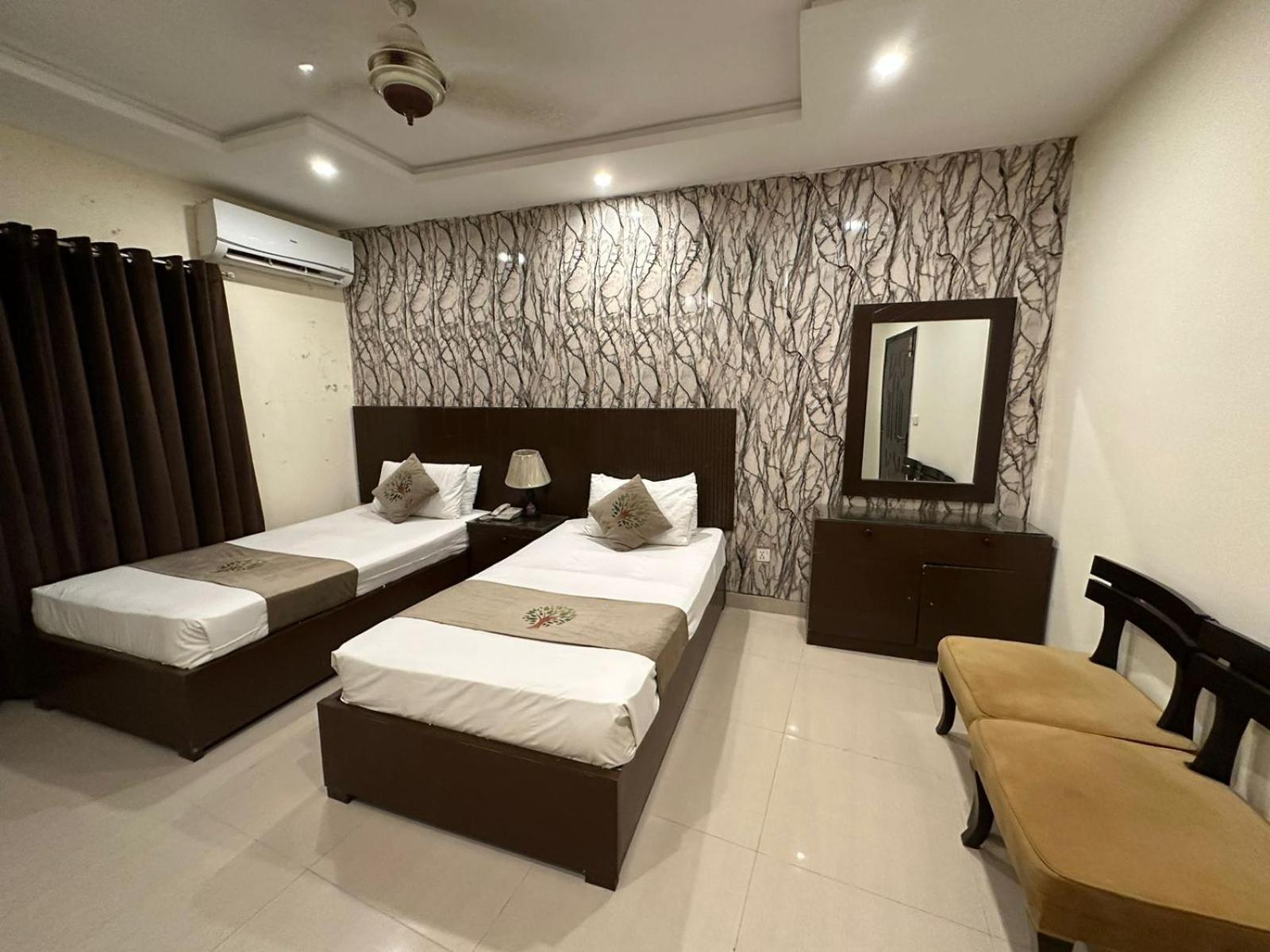 Hotel Green Fort Gulberg Lahore Exterior foto